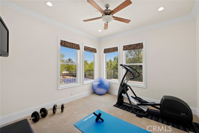 5092 Parkway Calabasas, Calabasas CA: https://media.crmls.org/medias/3b83c280-1f1a-4fff-be33-df6d22fa97ef.jpg