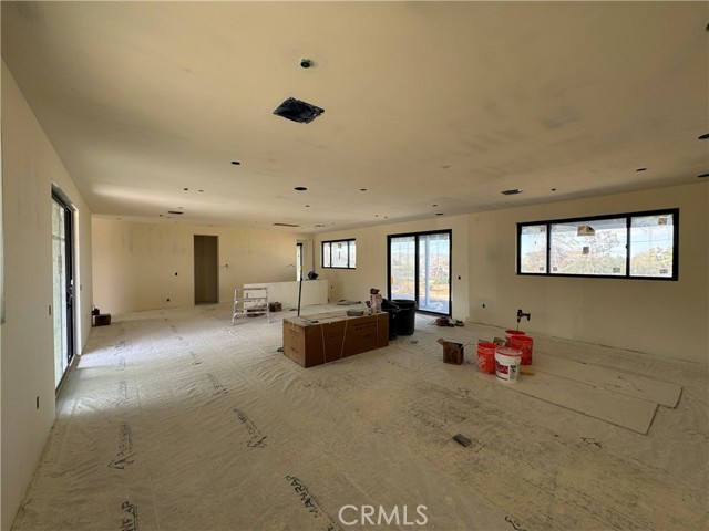 Detail Gallery Image 8 of 18 For 57980 San Andreas, Yucca Valley,  CA 92284 - 3 Beds | 2/1 Baths