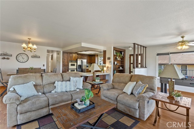 Detail Gallery Image 8 of 36 For 6228 Woodman Dr, Oroville,  CA 95966 - 2 Beds | 2 Baths