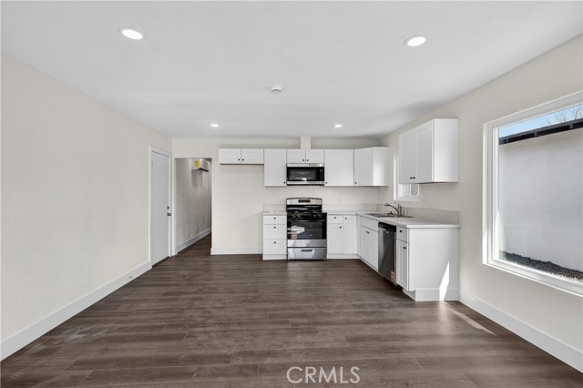 Detail Gallery Image 15 of 67 For 1013 -1017 W Santa Fe Ave, Merced,  CA 95340 - 2 Beds | 1 Baths