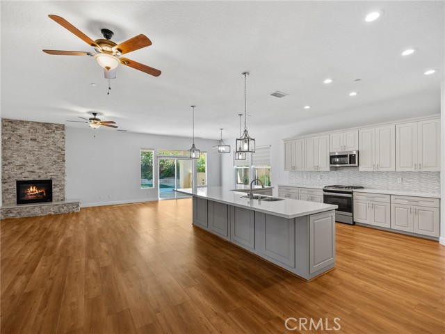 17795 Sunburst Road, Victorville CA: https://media.crmls.org/medias/3b848dea-6e51-4973-82b9-37100de60cac.jpg