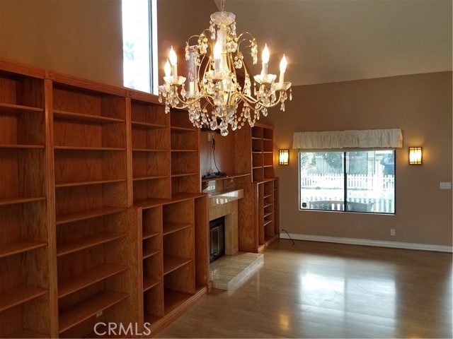 45 Wintermist, Irvine CA: https://media.crmls.org/medias/3b84a082-9ff1-4a14-be3e-c96f31879ffc.jpg