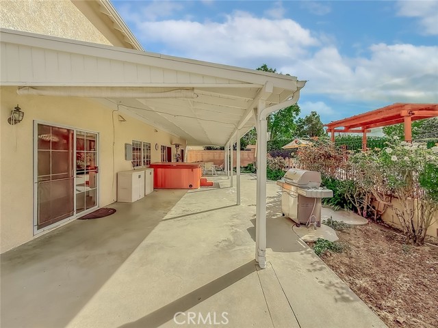 17512 Superior Street photo 60