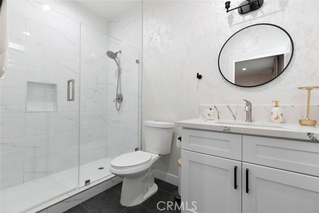Detail Gallery Image 29 of 52 For 9124 N Nilo Ln, Panorama City,  CA 91402 - 4 Beds | 3/1 Baths