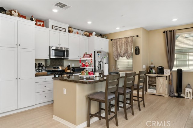 Detail Gallery Image 12 of 35 For 7078 Vernazza Pl, Corona,  CA 92880 - 2 Beds | 2 Baths