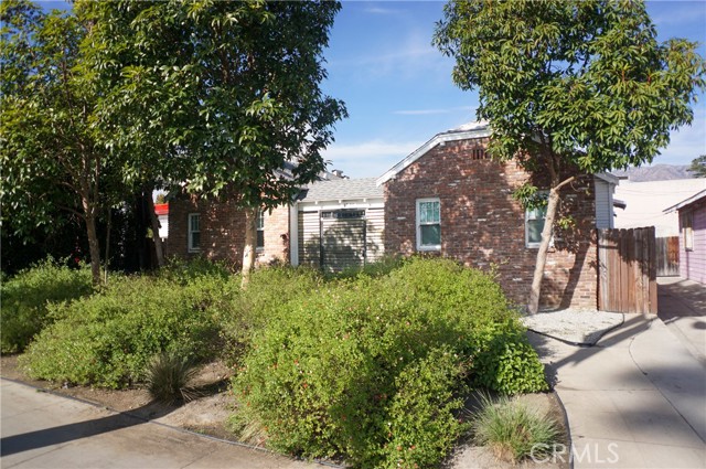 Detail Gallery Image 20 of 37 For 1837 E Colorado Blvd, Pasadena,  CA 91107 - – Beds | – Baths