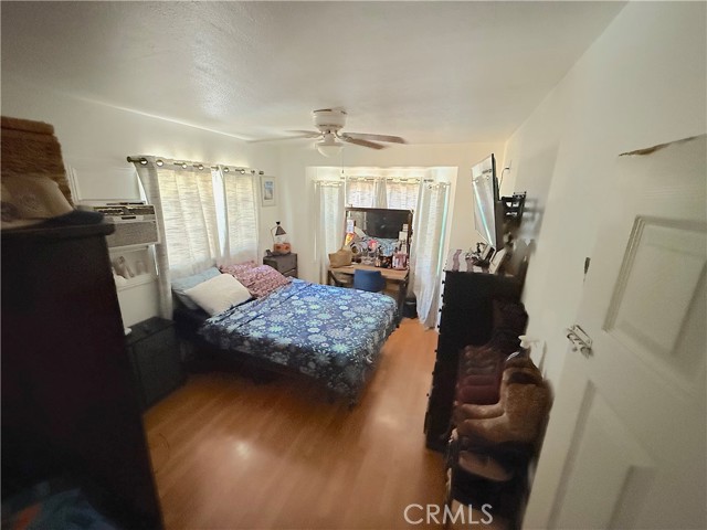 Detail Gallery Image 10 of 17 For 548 W 108th St, Los Angeles,  CA 90044 - 3 Beds | 2 Baths