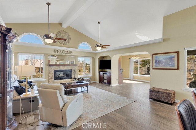 Detail Gallery Image 11 of 68 For 5205 Snow Line, Phelan,  CA 92371 - 3 Beds | 2 Baths