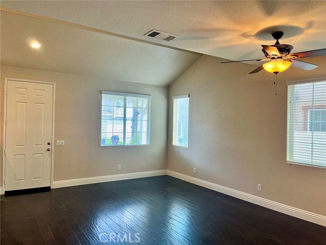 28349 Bruning Street, Murrieta CA: https://media.crmls.org/medias/3b88a4cd-ca56-483c-9ecc-b73503b6f985.jpg
