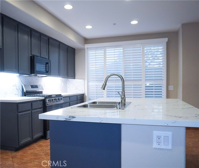 Detail Gallery Image 6 of 18 For 4792 Parkscape, Riverside,  CA 92505 - 5 Beds | 4 Baths