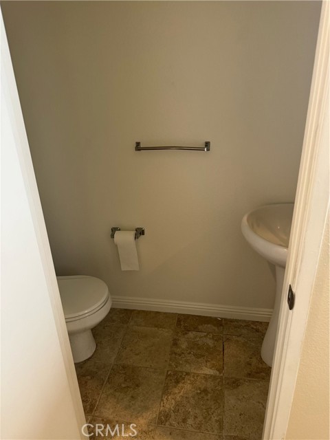 Detail Gallery Image 15 of 18 For 10339 Chestnut Ct, Garden Grove,  CA 92840 - 3 Beds | 2/1 Baths