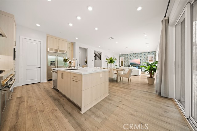 271 Huckleberry, Lake Forest CA: https://media.crmls.org/medias/3b89f174-a6e2-4290-bfc7-f9767d7113e7.jpg