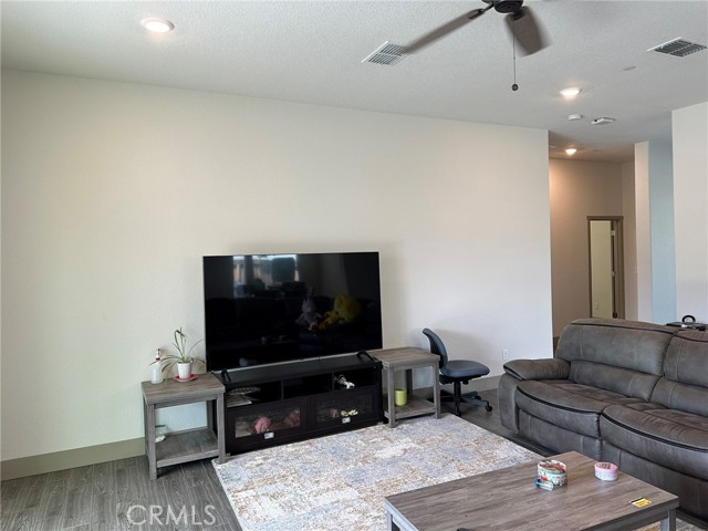 Detail Gallery Image 11 of 30 For 2332 Aviles Dr, Merced,  CA 95340 - 3 Beds | 2 Baths