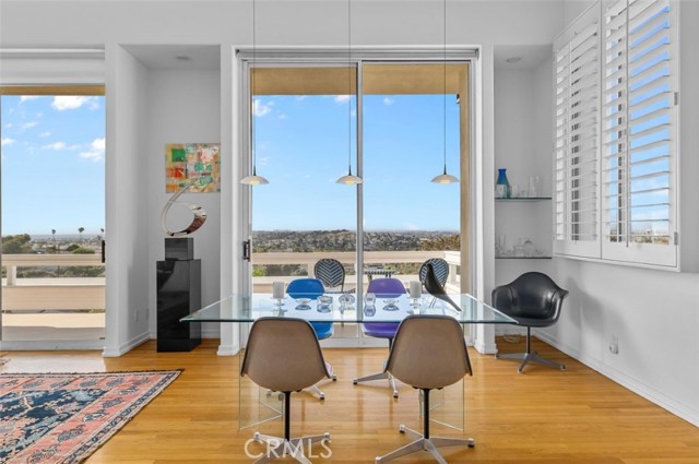 425 Via El Chico, Redondo Beach, California 90277, 3 Bedrooms Bedrooms, ,3 BathroomsBathrooms,Residential,For Sale,Via El Chico,SB25147877