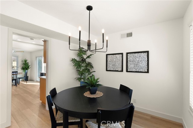 21292 Bulkhead Circle, Huntington Beach CA: https://media.crmls.org/medias/3b8a15a2-f3a7-4148-b82e-39c88234c9c6.jpg