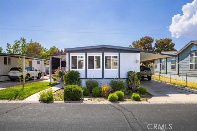 Detail Gallery Image 3 of 26 For 4444 E Avenue R Space 123, Palmdale,  CA 93552 - 2 Beds | 2 Baths