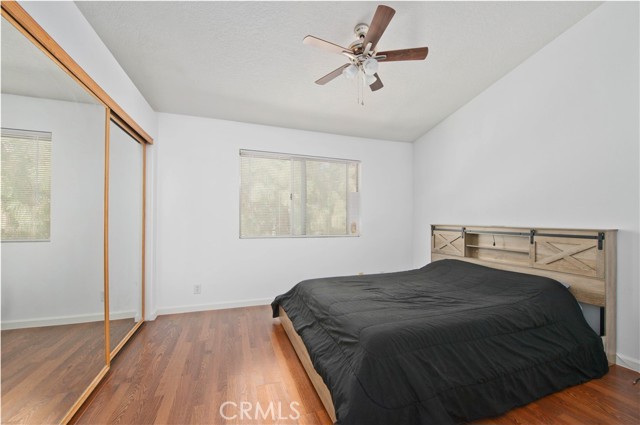 28415 Seco Canyon Road, Saugus CA: https://media.crmls.org/medias/3b8a70ab-adf4-4b69-aaae-1e7c82478326.jpg