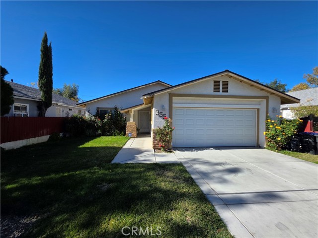 355 S Inez, Hemet CA: https://media.crmls.org/medias/3b8b14cf-83b1-4449-ba7a-3ac025eada35.jpg