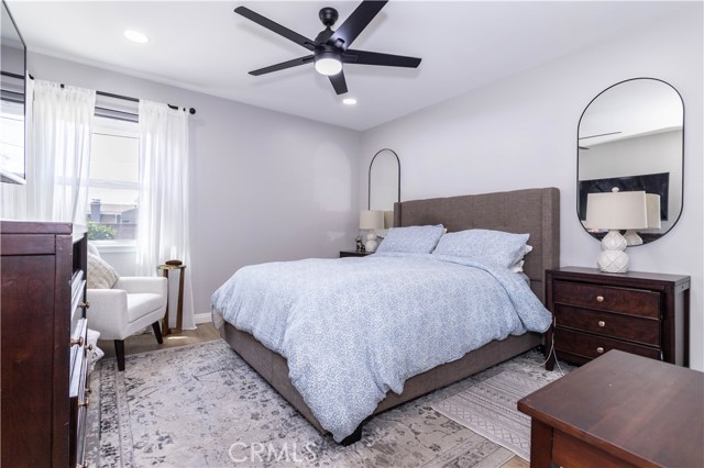 10145 Noble, Mission Hills (San Fernando) CA: https://media.crmls.org/medias/3b8b4fce-1f4f-46f3-bf88-a073c0768f0c.jpg