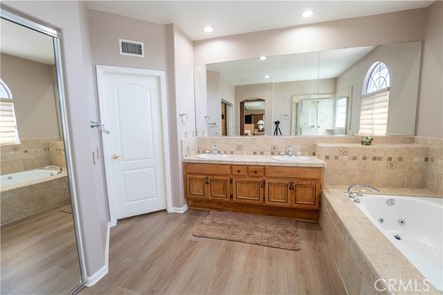 Detail Gallery Image 20 of 43 For 39560 Tinderbox Way, Murrieta,  CA 92562 - 5 Beds | 3 Baths
