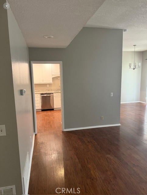 26044 Verde Grande Court, Menifee CA: https://media.crmls.org/medias/3b8c6b4b-f6a5-4dd4-8908-31a57b9e2295.jpg