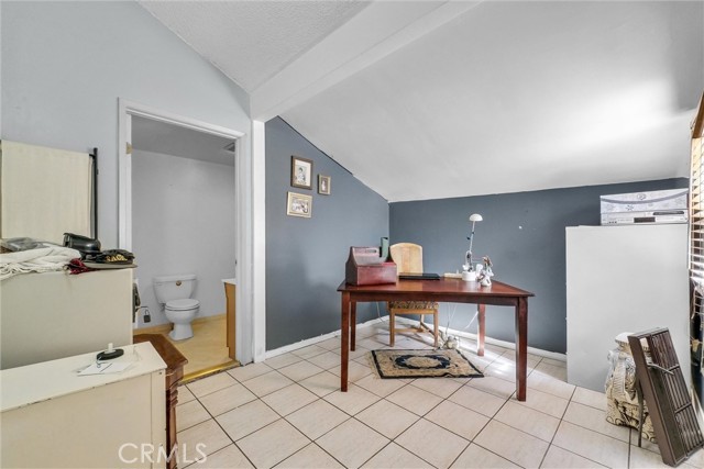 6765 Jadeite Avenue, Rancho Cucamonga CA: https://media.crmls.org/medias/3b8d8010-e9fb-4201-a2da-3afece89bbfc.jpg