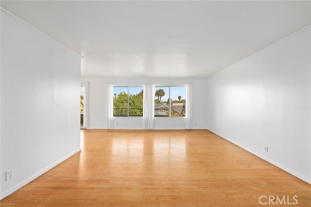 Detail Gallery Image 4 of 30 For 2302 E 2nd St 3a,  Long Beach,  CA 90803 - 3 Beds | 2 Baths
