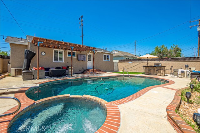 Detail Gallery Image 38 of 48 For 4238 Palo Verde Ave, Lakewood,  CA 90713 - 2 Beds | 2 Baths