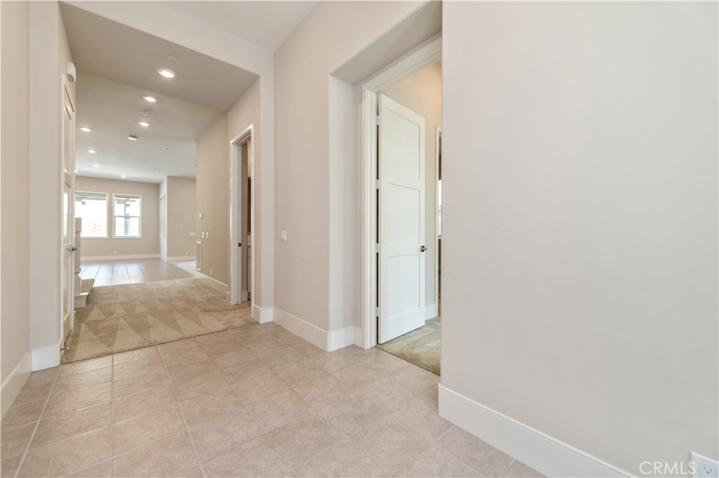 MLS #OC26151470 image #3
