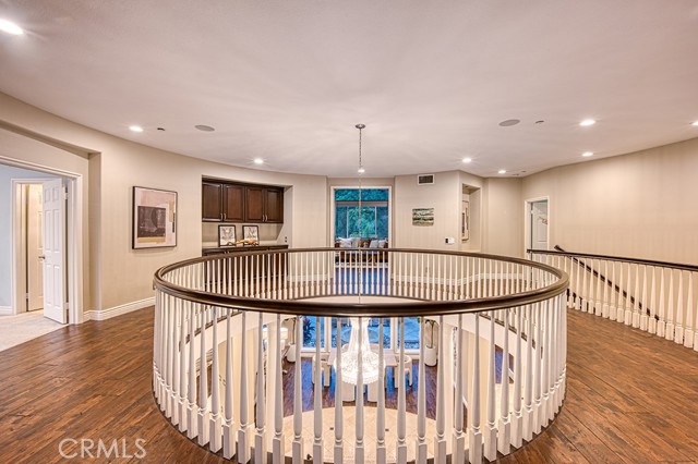 8 Joliet Drive, Coto de Caza CA: https://media.crmls.org/medias/3b8f4771-1e95-467f-b2bb-593a705d9b86.jpg