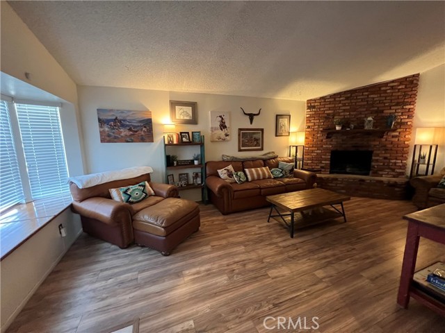 Detail Gallery Image 2 of 19 For 1545 Descanso St, San Luis Obispo,  CA 93405 - 4 Beds | 2 Baths