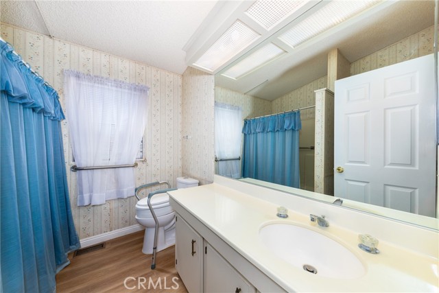 Detail Gallery Image 13 of 19 For 2598 Ayala Dr #79,  Rialto,  CA 92377 - 2 Beds | 2 Baths