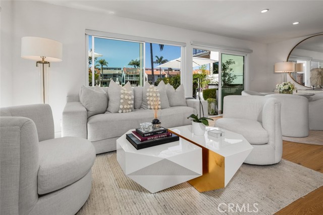 21875 Huron Lane, Lake Forest CA: https://media.crmls.org/medias/3b904d80-8980-41e7-92b1-3d2c03f84c74.jpg