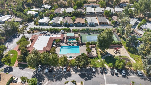 23777 Mulholland Highway, Calabasas CA: https://media.crmls.org/medias/3b914715-7030-40ab-a21f-1b76bab5be13.jpg
