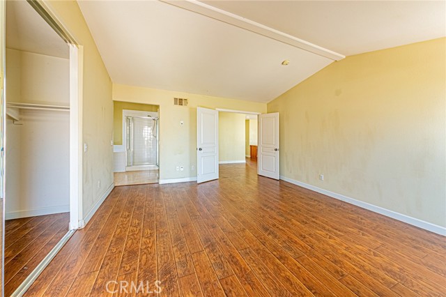 955 Blackberry Lane, Carson CA: https://media.crmls.org/medias/3b91df37-c7b9-46f3-a878-33a355205d3e.jpg