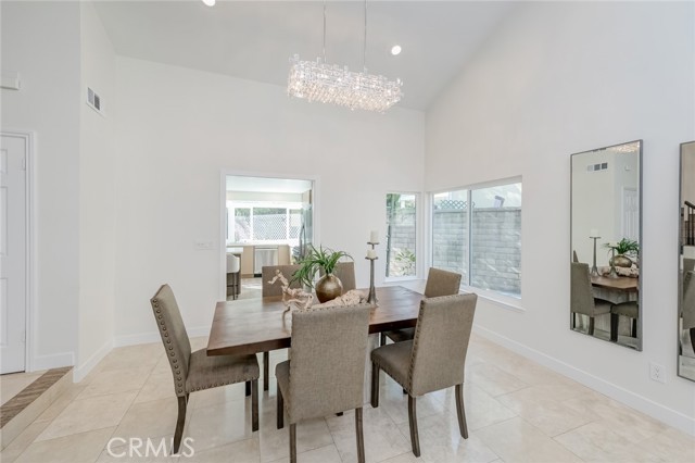 Detail Gallery Image 8 of 41 For 2690 Camino Del Sol, Fullerton,  CA 92833 - 4 Beds | 3/1 Baths