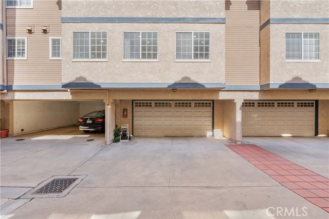 150 Diamond #B Street, Arcadia CA: https://media.crmls.org/medias/3b93fbd9-d3e3-41b2-8191-2b6482928b9b.jpg