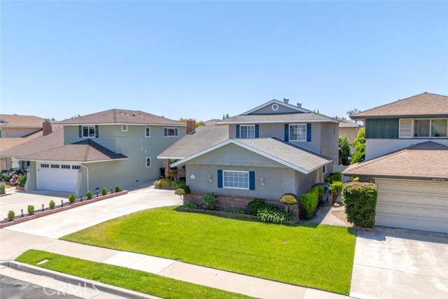 6786 Molokai Drive, Cypress CA: https://media.crmls.org/medias/3b9437e4-2eb2-4dbd-a998-7c22658585c1.jpg