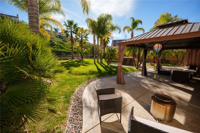 Detail Gallery Image 7 of 20 For 27462 English Ivy Ln, Canyon Country,  CA 91387 - 5 Beds | 3 Baths