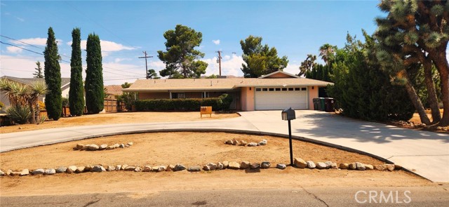 Detail Gallery Image 1 of 47 For 57825 El Dorado Dr, Yucca Valley,  CA 92284 - 3 Beds | 2 Baths