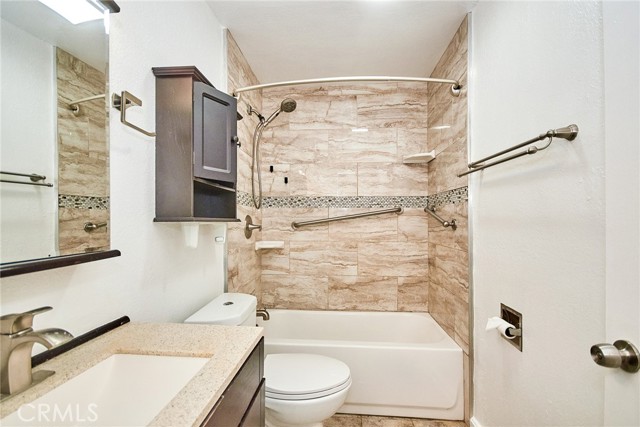 Detail Gallery Image 12 of 28 For 212 S Kraemer Bld #1205,  Placentia,  CA 92870 - 2 Beds | 1 Baths