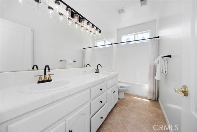 Detail Gallery Image 25 of 37 For 12805 Monterey Beach Dr, Bakersfield,  CA 93311 - 4 Beds | 3/1 Baths