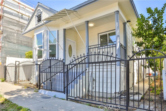 Image 3 for 312 N Mountain View Ave, Los Angeles, CA 90026