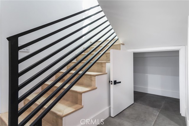 Detail Gallery Image 42 of 47 For 6230 Beeman Ave, North Hollywood,  CA 91606 - 6 Beds | 4/2 Baths