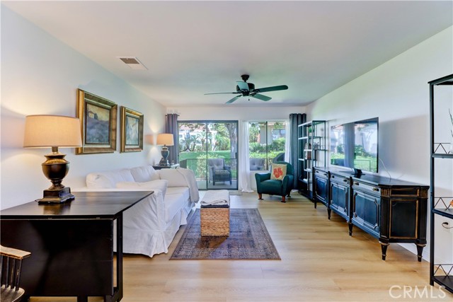 3205 Via Buena, Laguna Woods CA: https://media.crmls.org/medias/3b984248-44f8-4396-b9d2-ce3b0370fc91.jpg