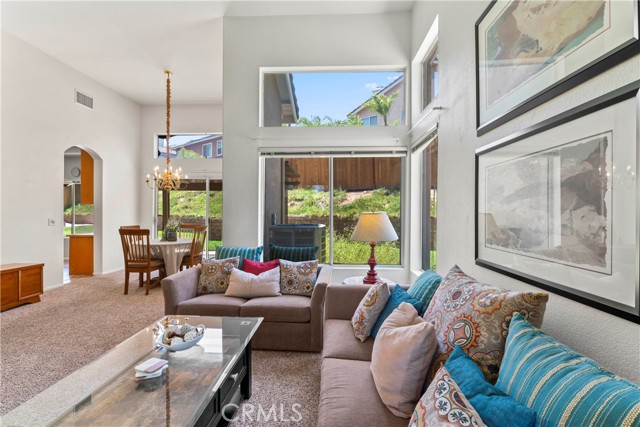 3064 Drake Street, Corona CA: https://media.crmls.org/medias/3b9870c0-75a4-40ce-b531-d34600708cd4.jpg