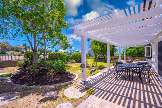 26982 Pueblonuevo Drive, Mission Viejo CA: https://media.crmls.org/medias/3b98e8ea-2929-49dd-a3aa-9b8e17f80b0a.jpg