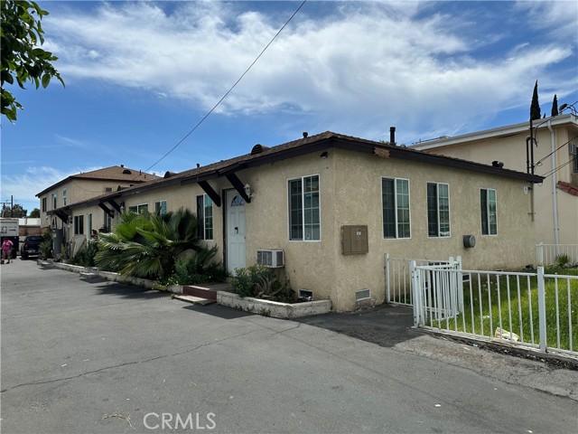 Detail Gallery Image 1 of 2 For 13810 Sherman Way, Van Nuys,  CA 91405 - – Beds | – Baths
