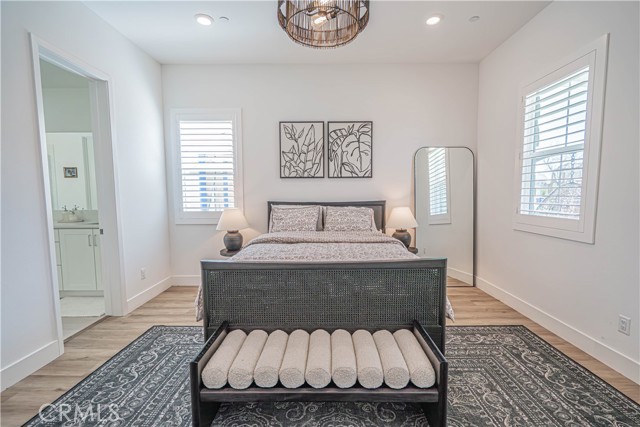 Detail Gallery Image 4 of 58 For 29768 Camino La Perdiz, Valencia,  CA 91354 - 5 Beds | 5 Baths