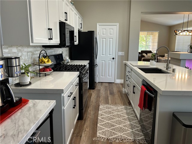 Detail Gallery Image 17 of 32 For 27298 Buffalo Trl, Corona,  CA 92883 - 3 Beds | 2 Baths